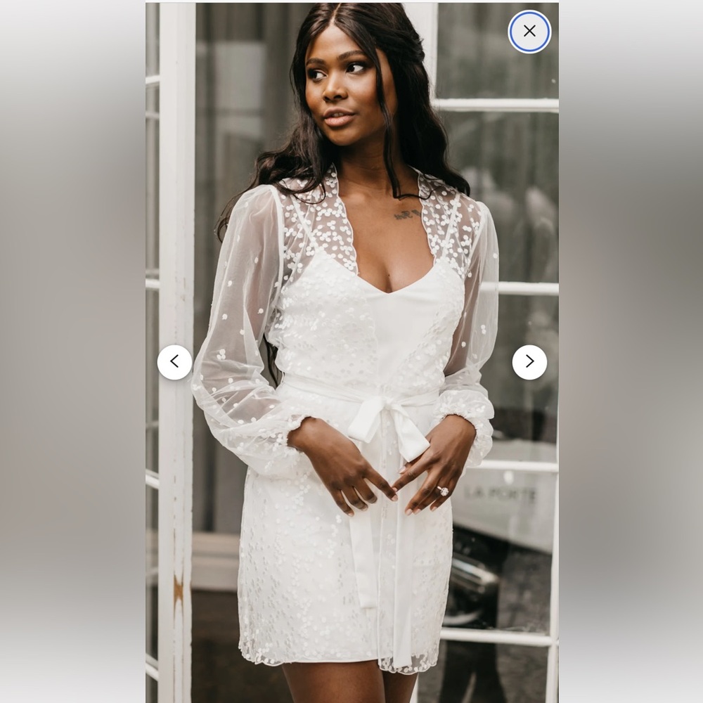 LE ROSE The CAMILE Spot Lace Robe
